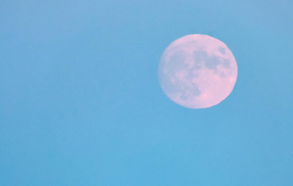 Над Землей взойдет «голубая Луна» 31 августа