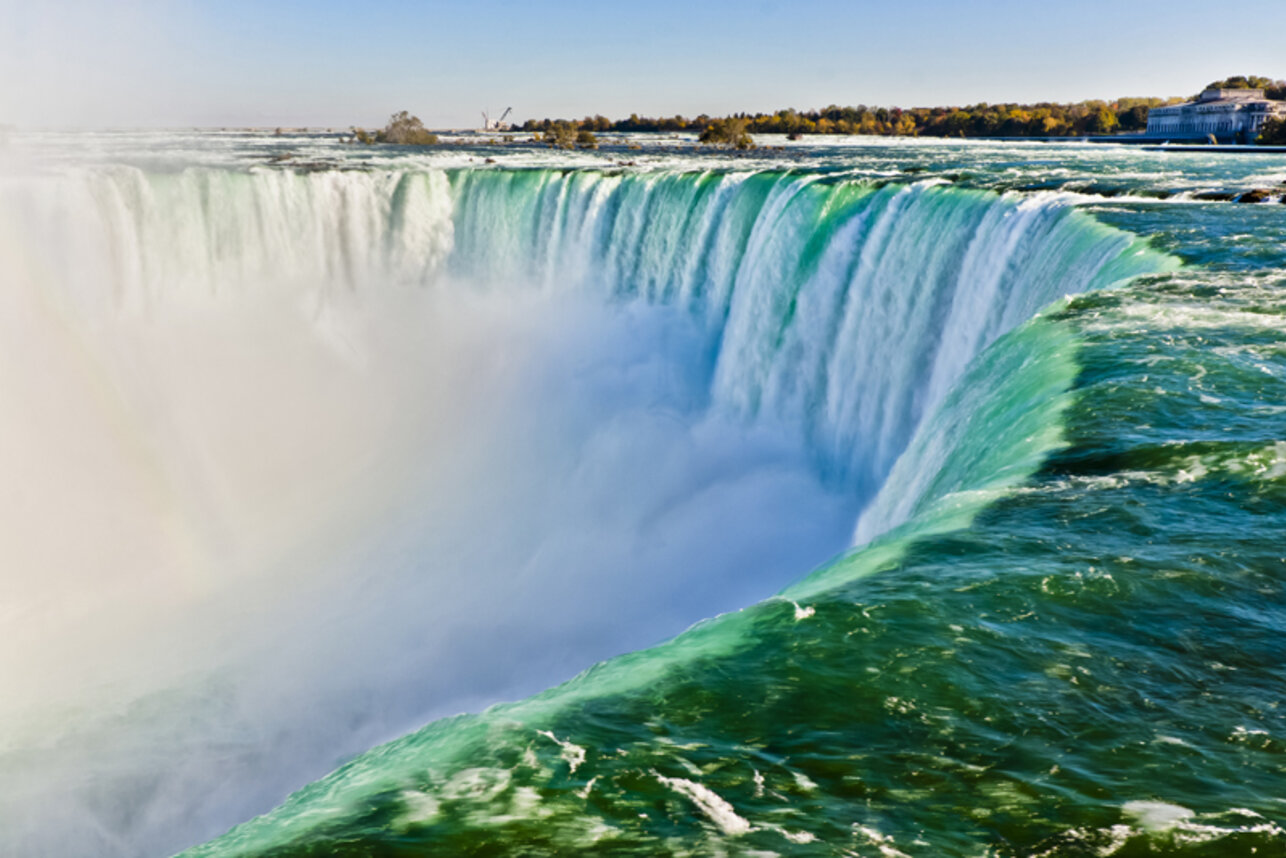 Niagara falls canada. Ниагара Фоллс Канада. Торонто водопад Ниагара. Ниагара шаршараси. Воды Ниагарского водопада.